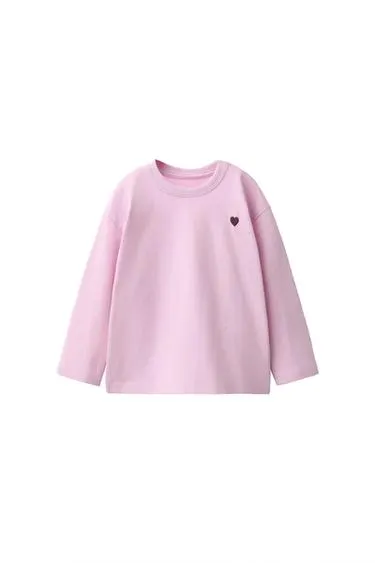 EMBROIDERED HEART T-SHIRT