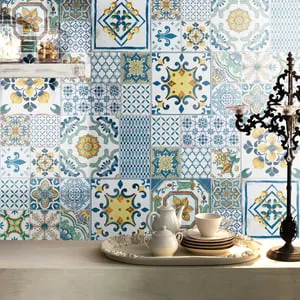 Piastrella da rivestimento interno in ceramica 25 x 60 cm smaltato multicolore lucido Weiss Decoro Sp. 8 mm 1.5 mq