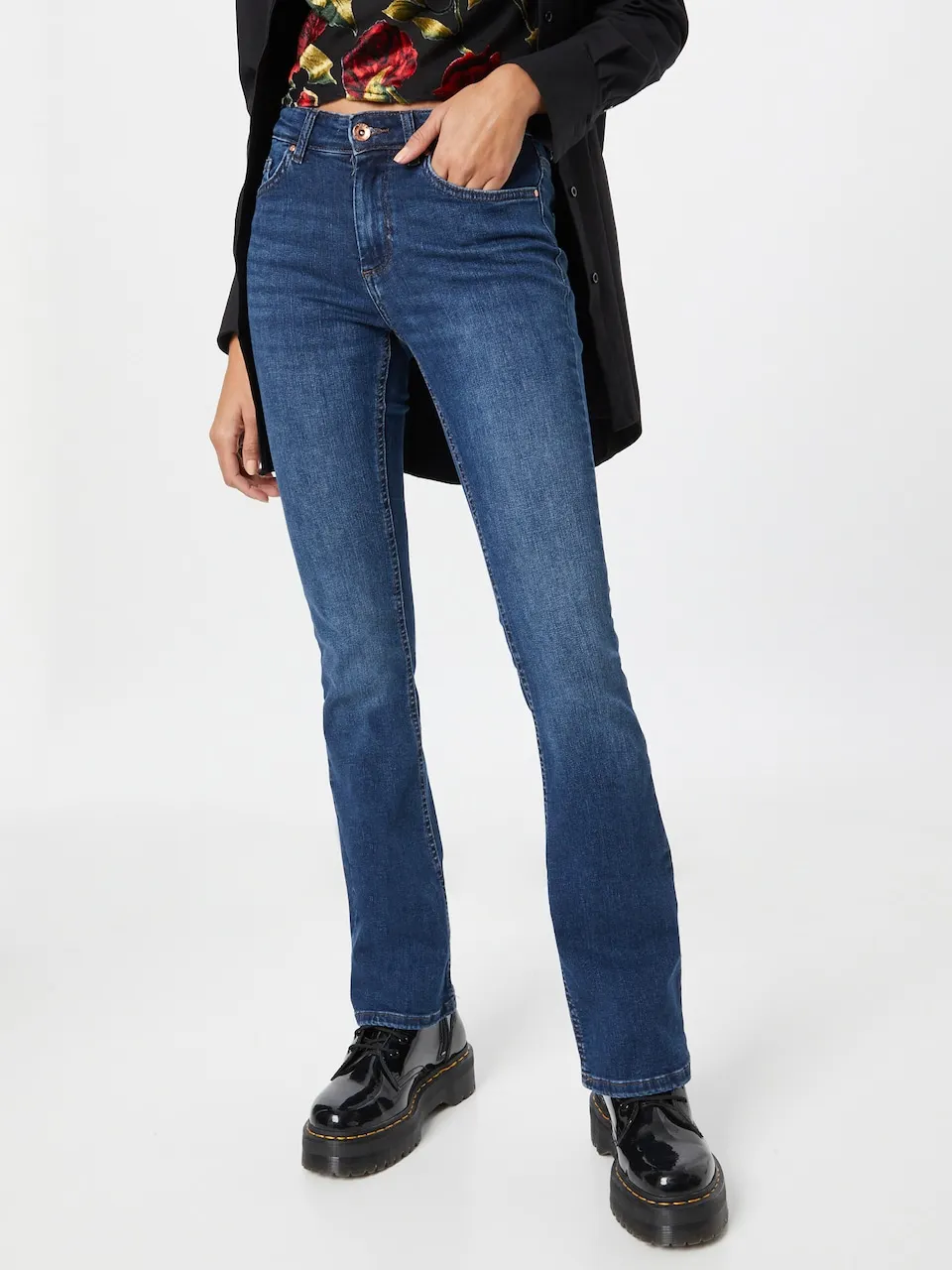 Flared Jeans