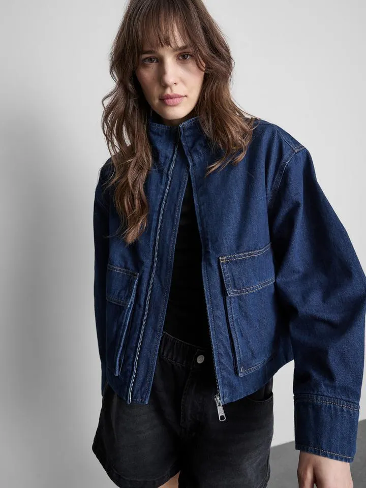 Veste en denim de coton à col cheminée