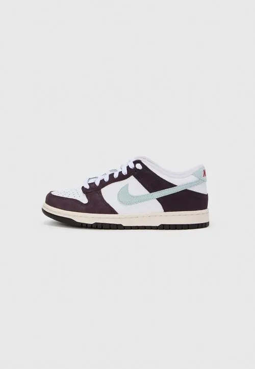 DUNK LOW UNISEX - Joggesko - white/glacier blue/burgundy ash/team crimson