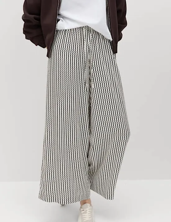 Printed Pull On Wide Leg Culottes
