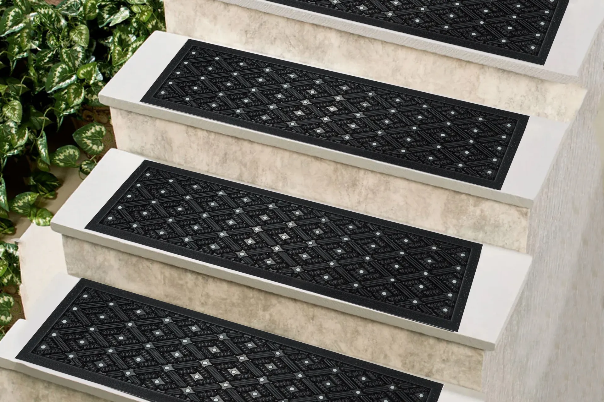 Project Source Rug Pad Selections Needle punch Rubber Black 10-in x 30-in Rectangular Indoor/Outdoor Trellis Industrial Spot Clean Only Pet Friendly Stair tread rug