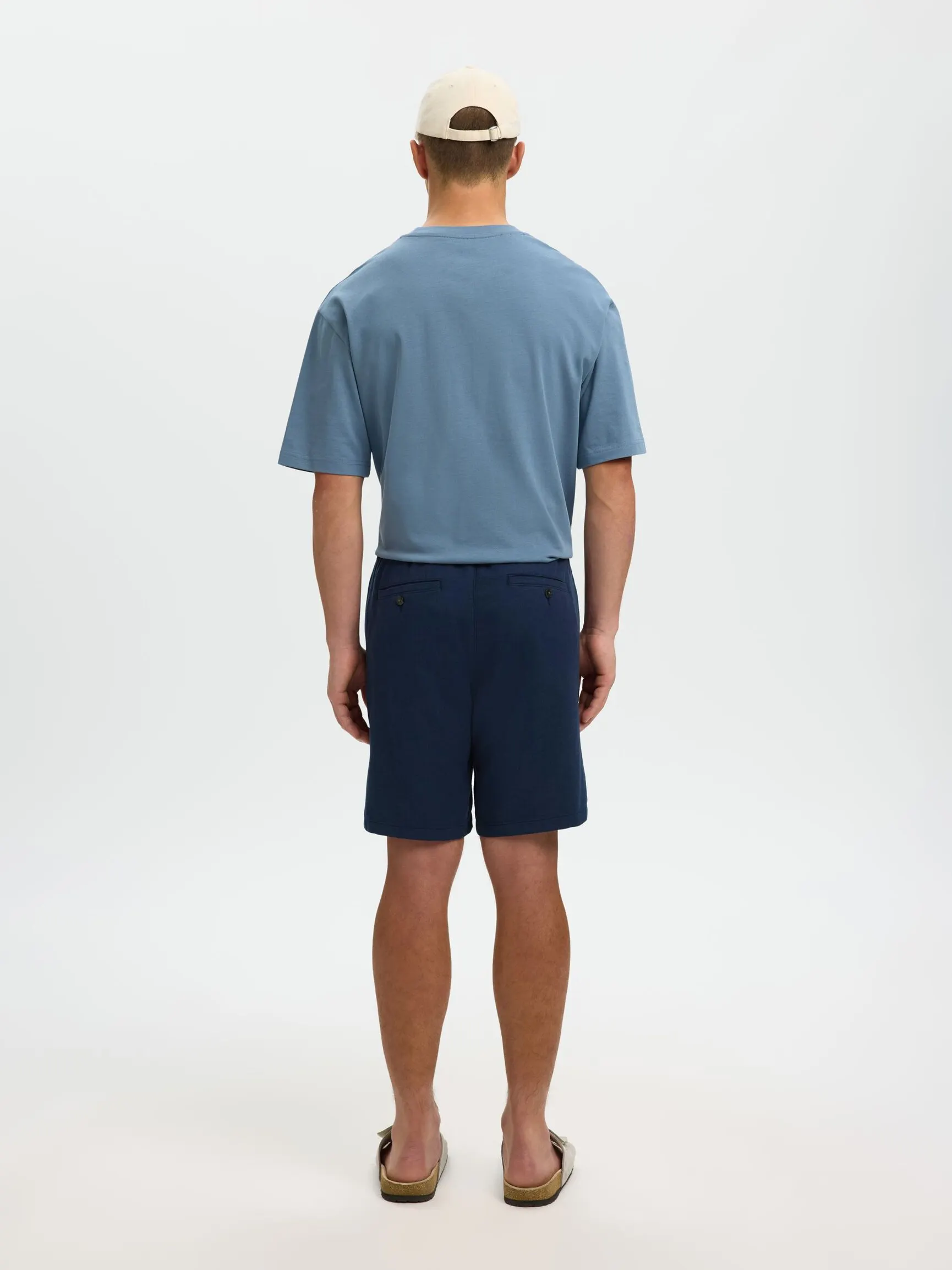 COMFORT FIT SHORTS