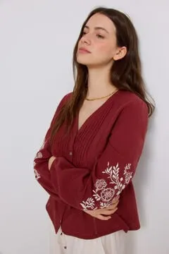Blusa romántica bordada