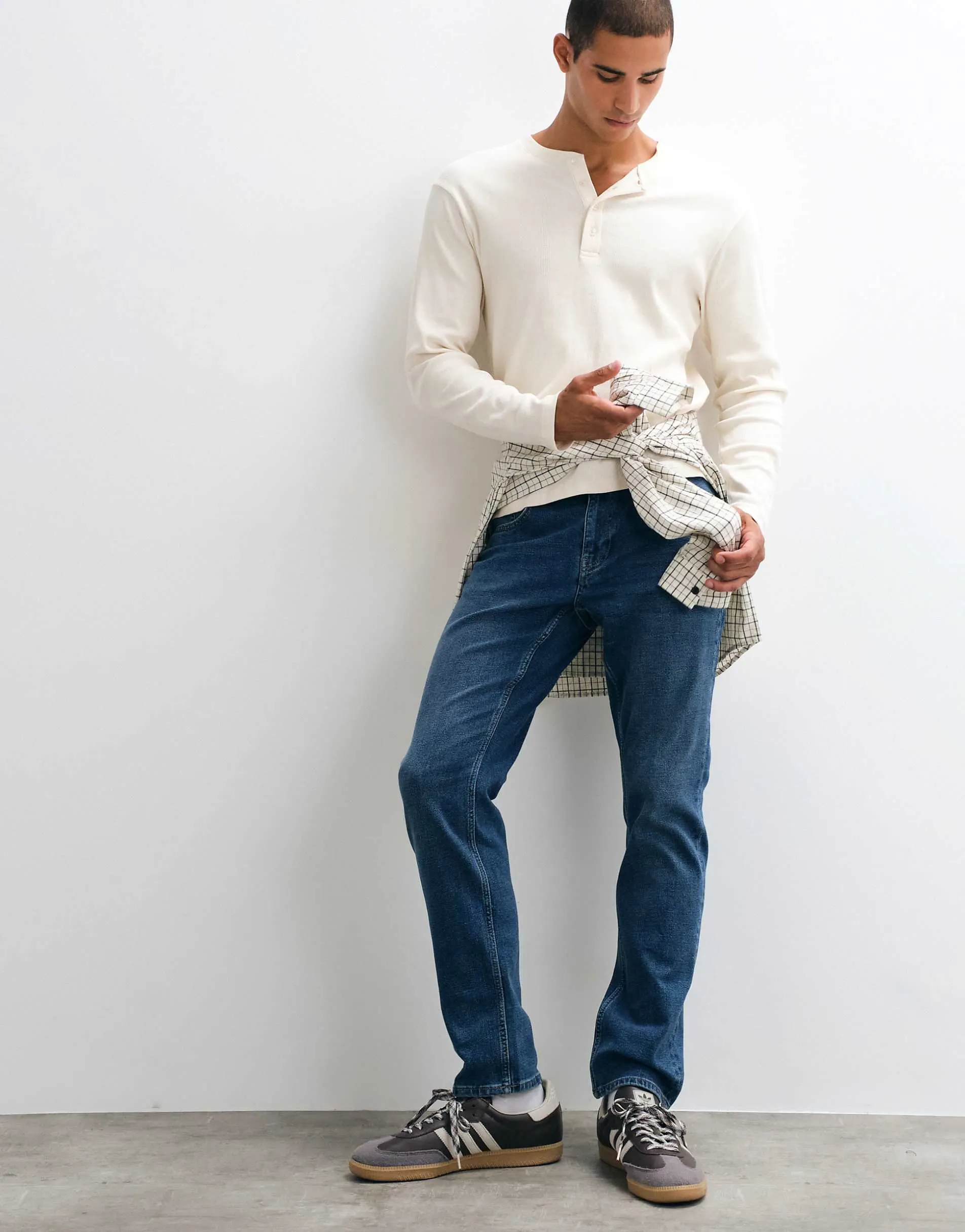ONLY & SONS Weft regular fit jeans in mid blue denim