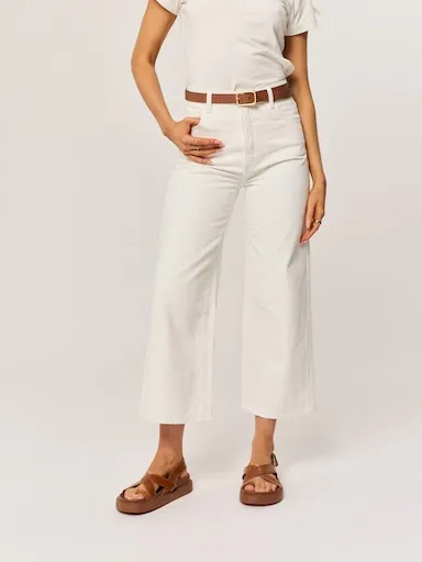 RES X ABRAND Hi Aline Crop In White