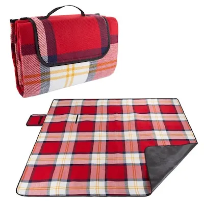 Hastings Home Blankets Red Plaid 72-in x 80-in Acrylic Blanket