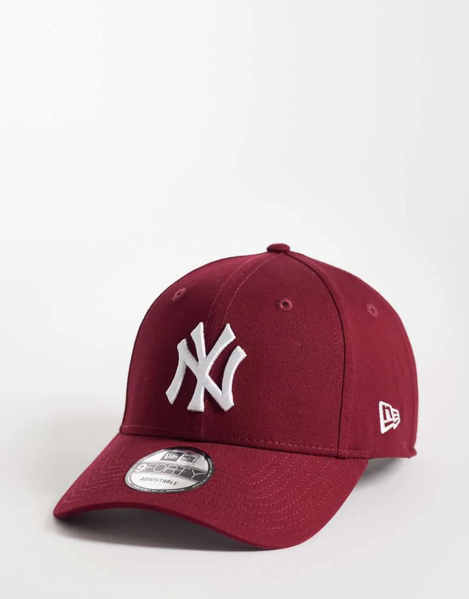 New Era NY Yankees 9forty essential cap in red