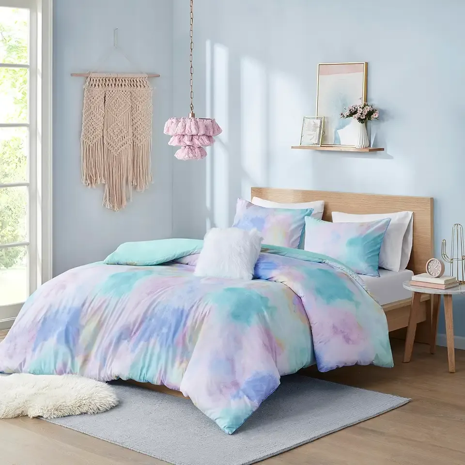 Intelligent Design Queen/Full Size Comforter Set, Watercolor Queen Bedding Sets, Tie Dye Comforter Set for Teen Girl & Boys, 4 Pieces Cassiopeia Comforter, Sham, Throw Pillow Full/Queen Pink/Blue