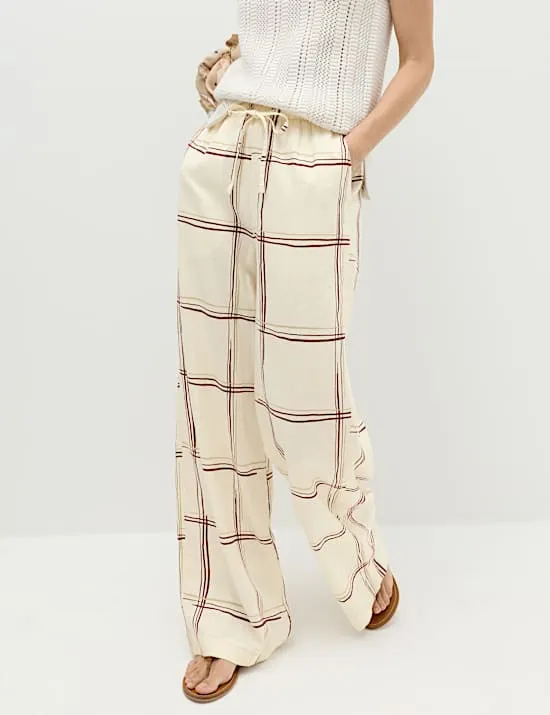 Karierte Hose mit weitem Bein und hohem Leinenanteil