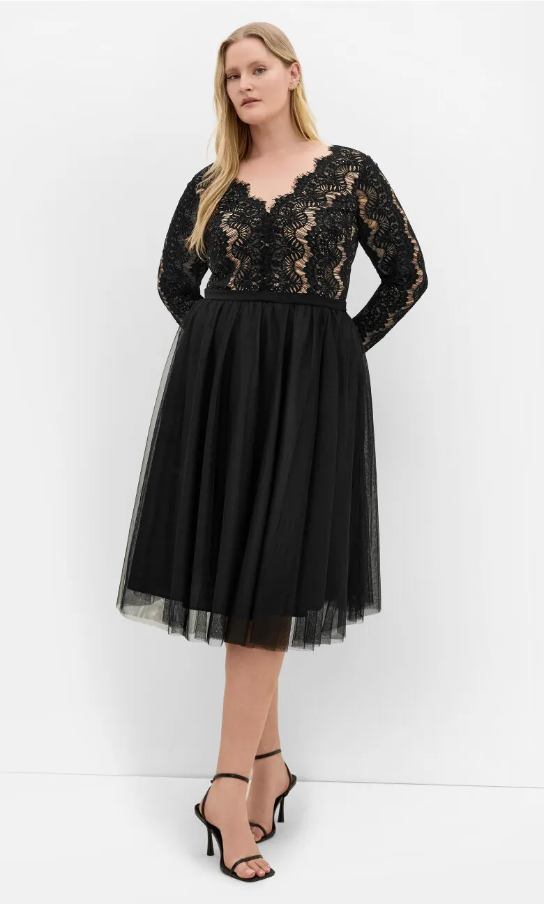 Rare Beauty Lace Midi Dress - black