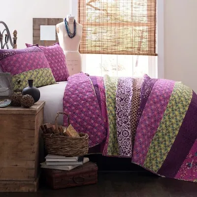 Floral Quilt King Reversible Botanical Floral Comforter Spring Lightweight Bedspread Quilted Bedding Soft Microfiber Coverlet for All Seasons 106x96
