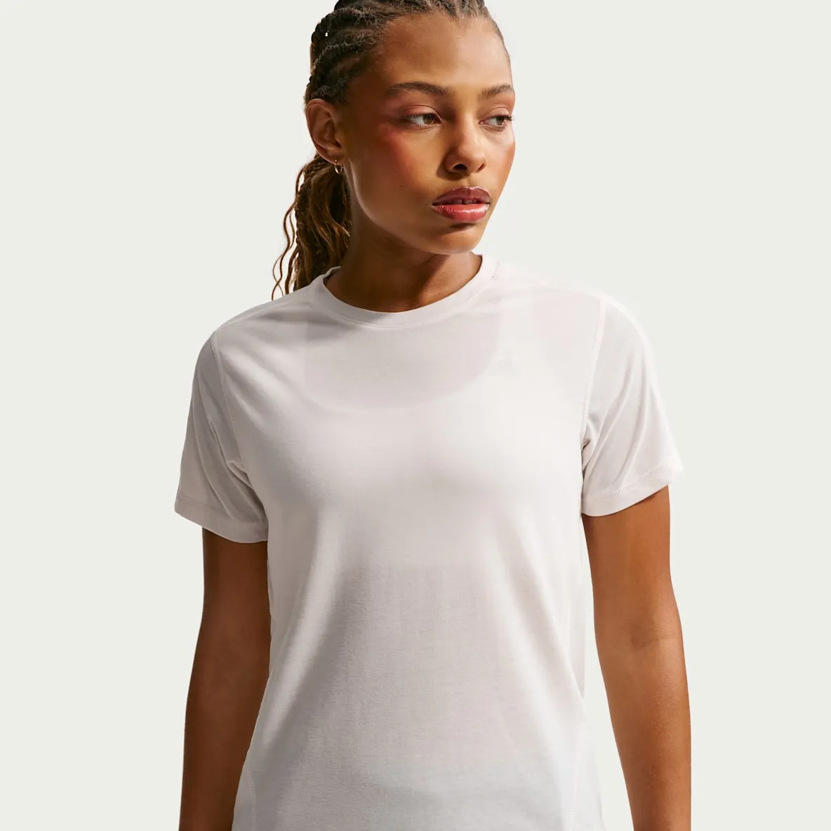 Kortermet Dri-FIT-løpeoverdel til dame