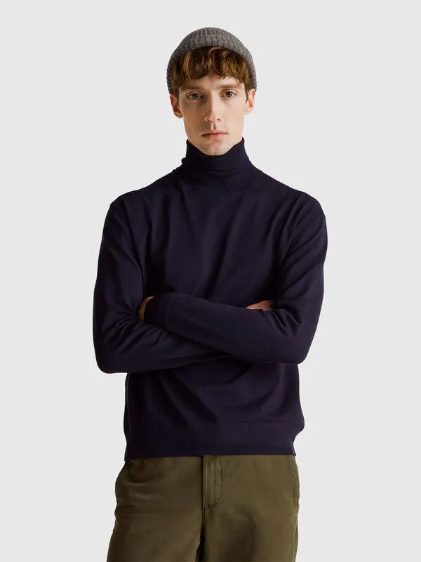 Turtleneck in viscose blend