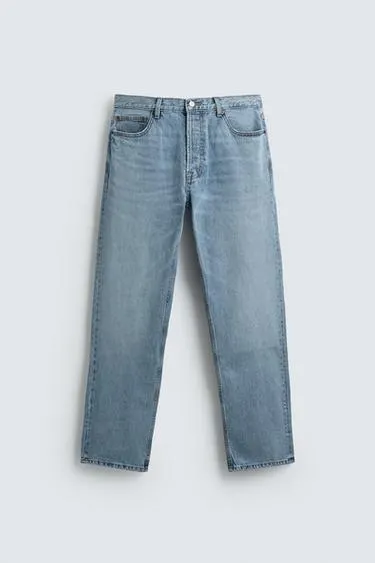 STRAIGHT-LEG JEANS
