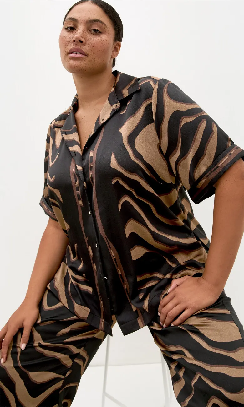 Cara Abstract Print Shirt - cocoa