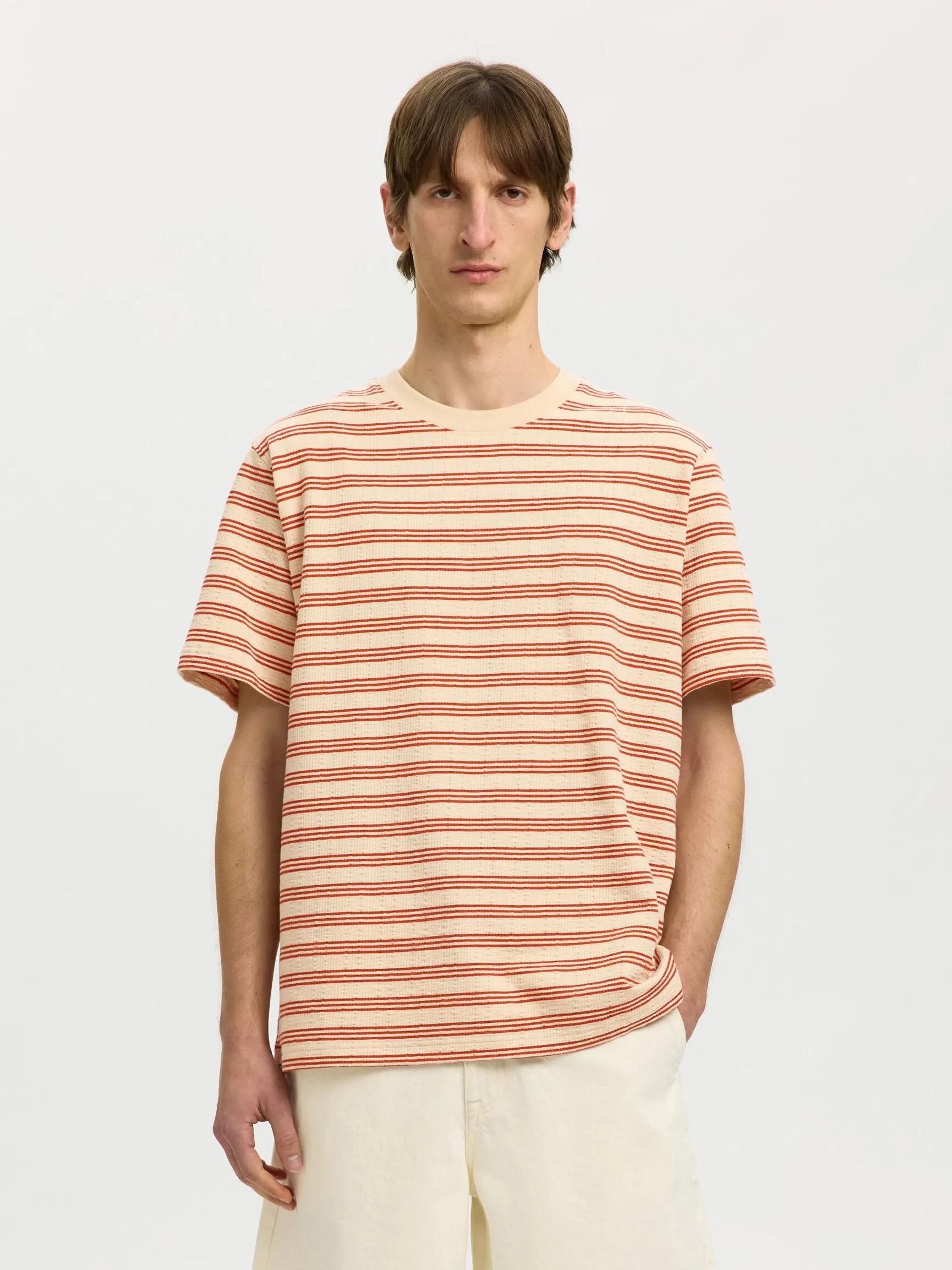 REGULAR FIT T-SKJORTE
