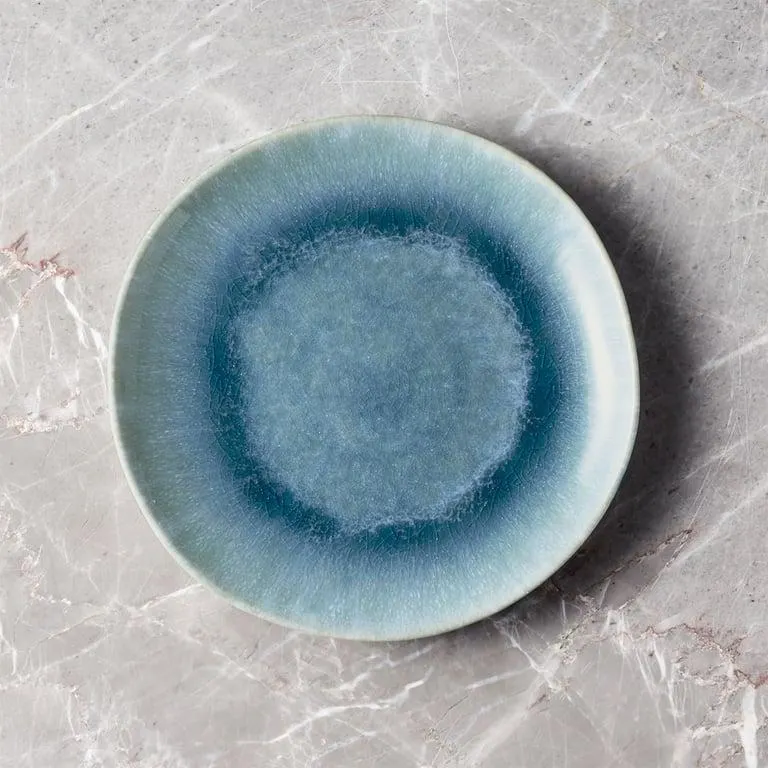 Plato para Ensalada Caspian con Vidriado Reactivo Azul