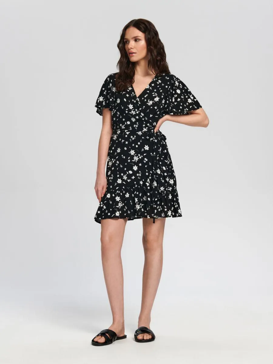 Sukienka mini z falbanami