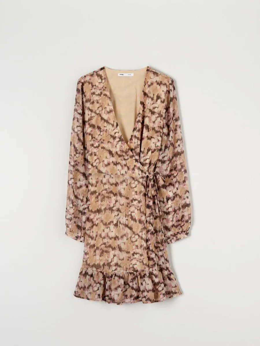 Sukienka mini z wiązaniem