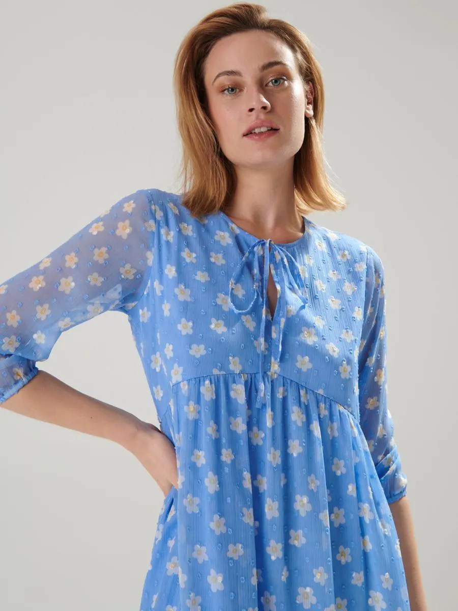 Sukienka mini w kwiaty