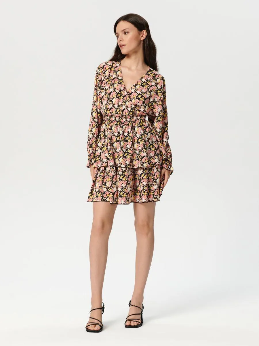 Sukienka mini w kwiaty