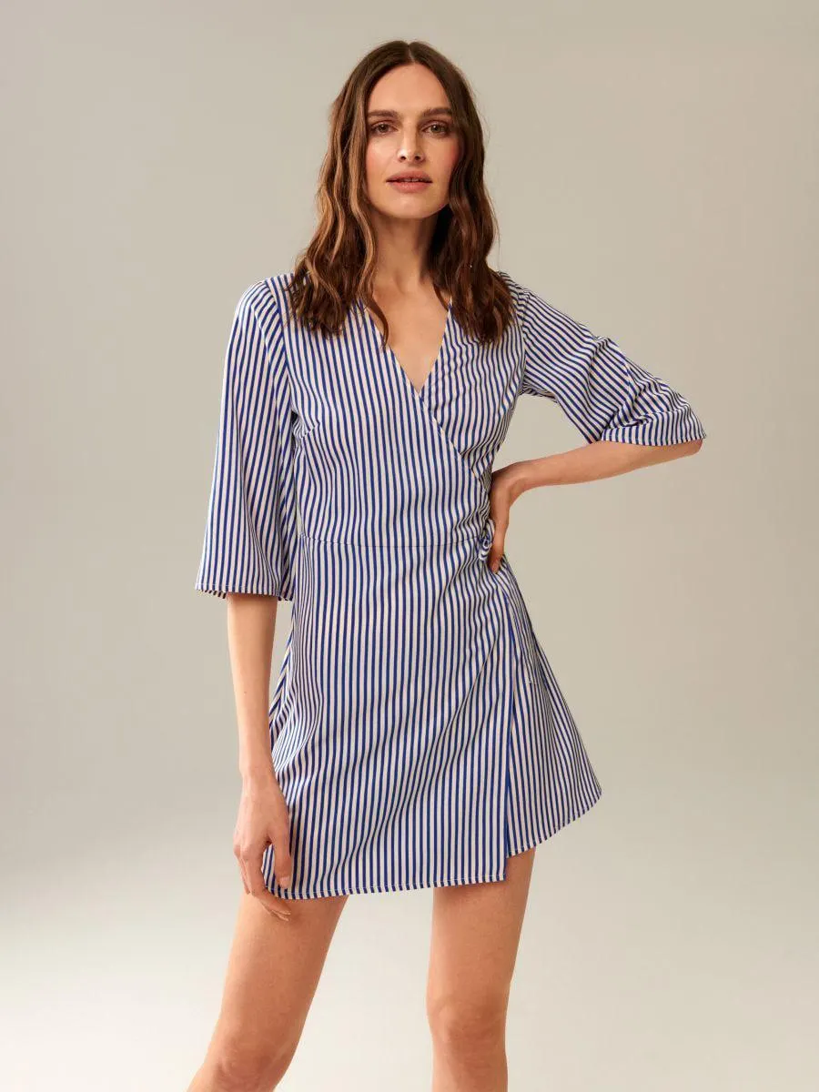 Sukienka mini w paski