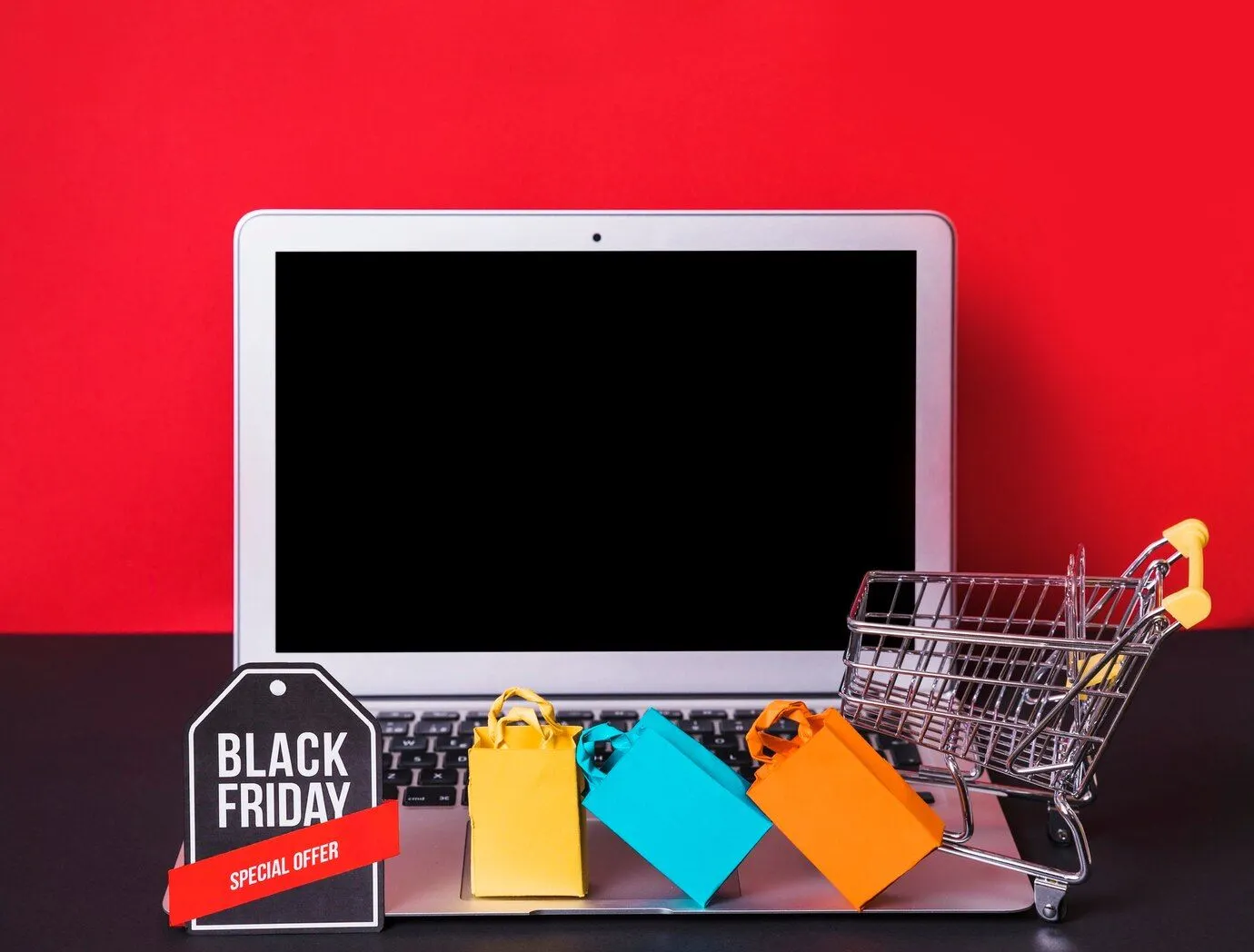 10 cose da sapere prima di fare shopping durante il Black Friday