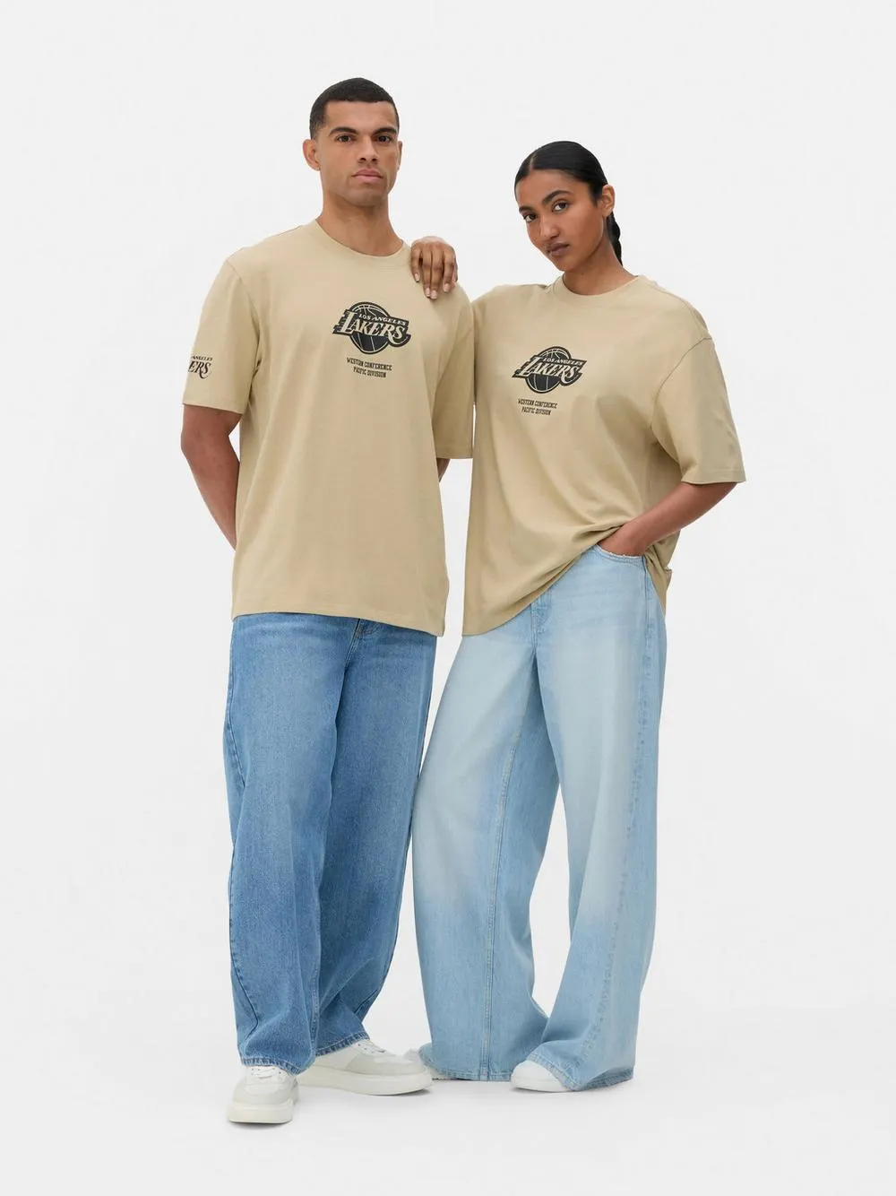 Camiseta con logo de los LA Lakers de la NBA