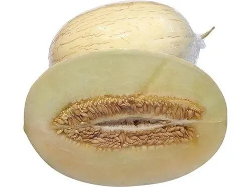 melão branco auchan cortado em metades kg