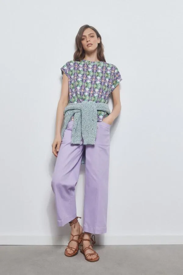 Camiseta sin mangas estampada