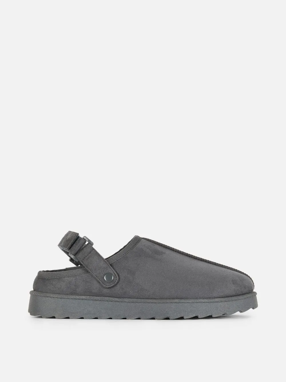 Chinelos imitação pelo abertos atrás