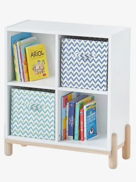 Móvel Montessori, com 4 compartimentos