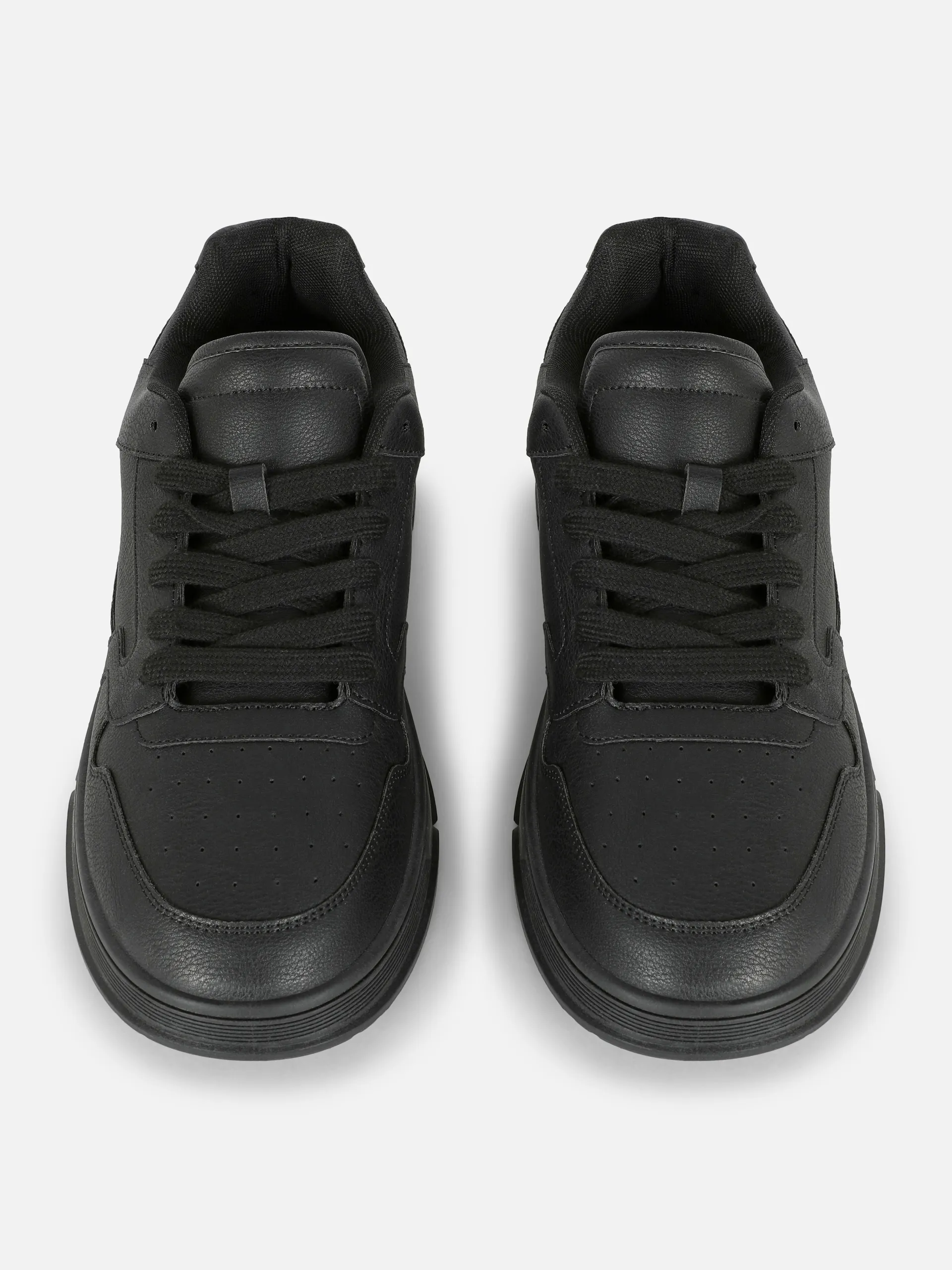 Ténis skate cano baixo