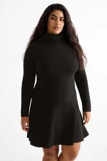 Knitted dress - ribbed