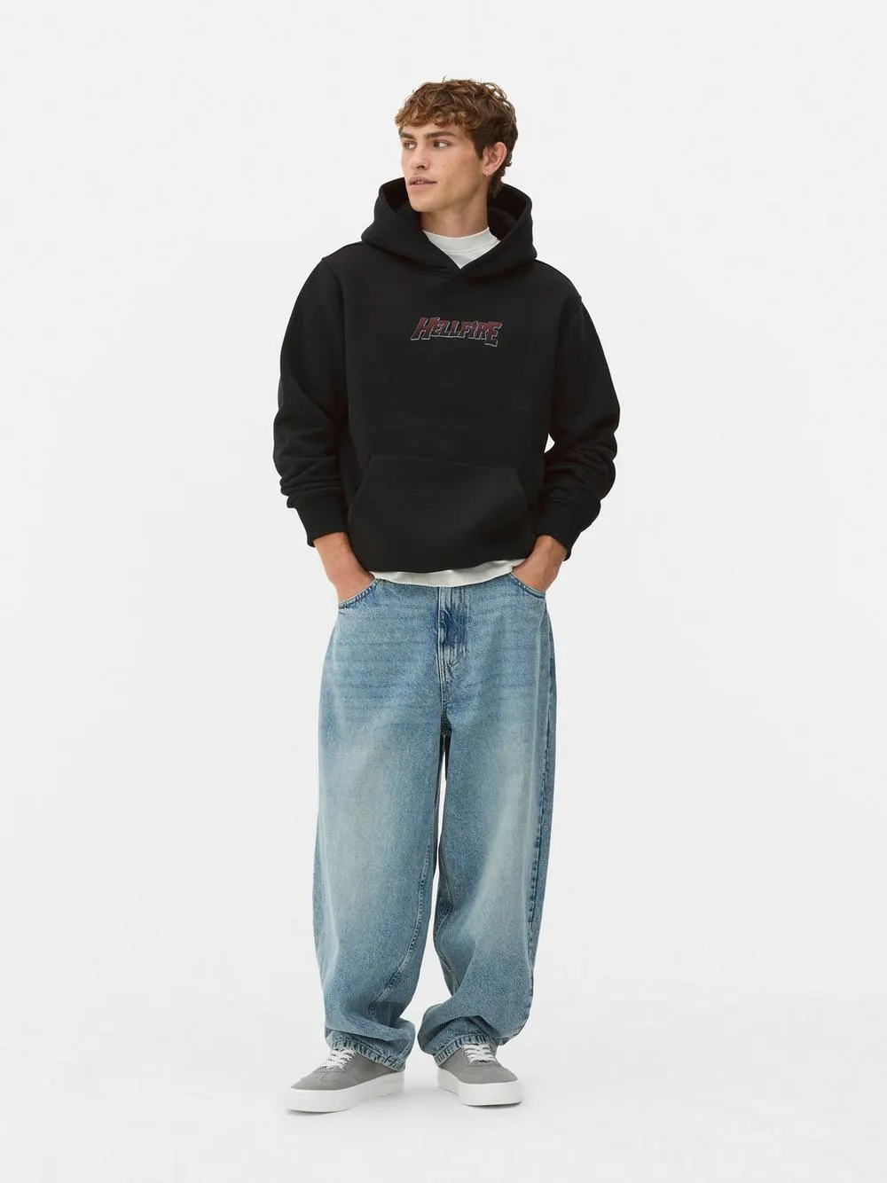 Camisola capuz gráfico Stranger Things Hellfire Club