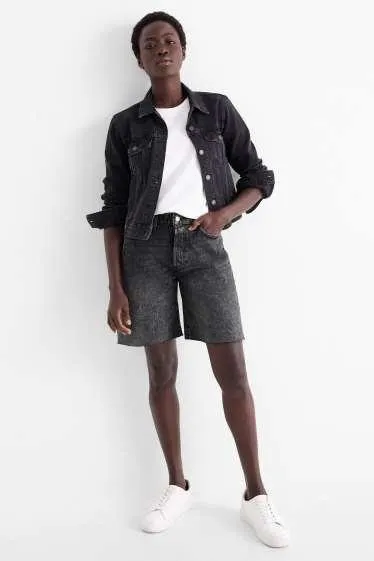 Denim shorts - mid-rise waist - LYCRA®