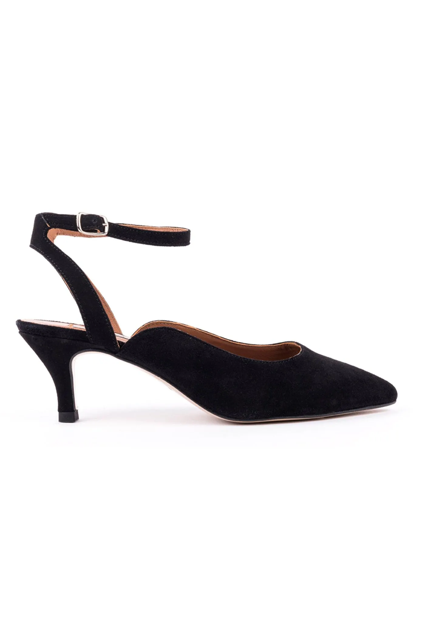 Sapatos de salto médio em Preto - cam.