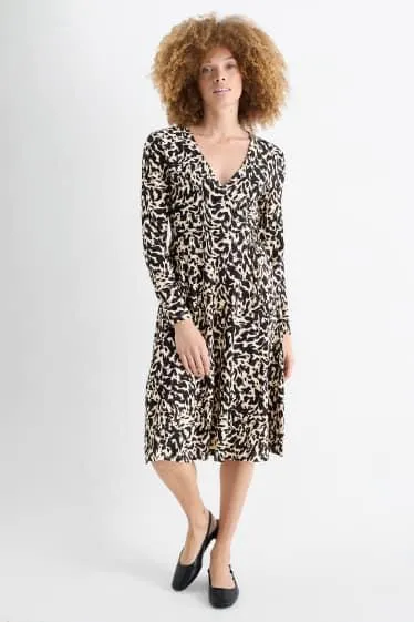 Wrap dress - patterned