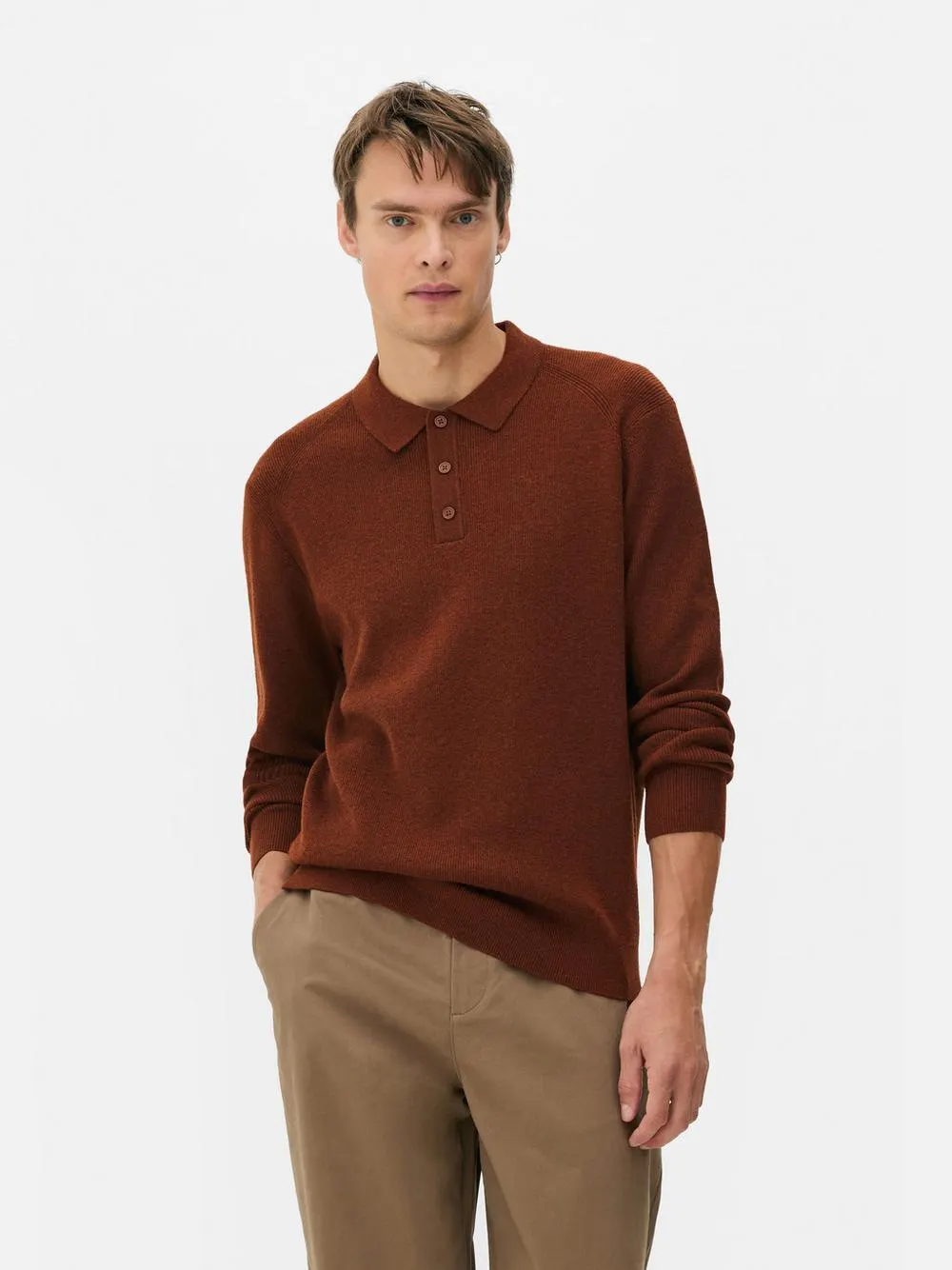 Camisola estilo polo canelada