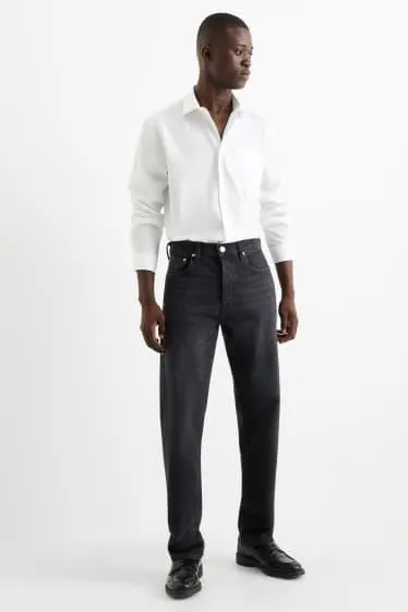 Regular jeans with button fly