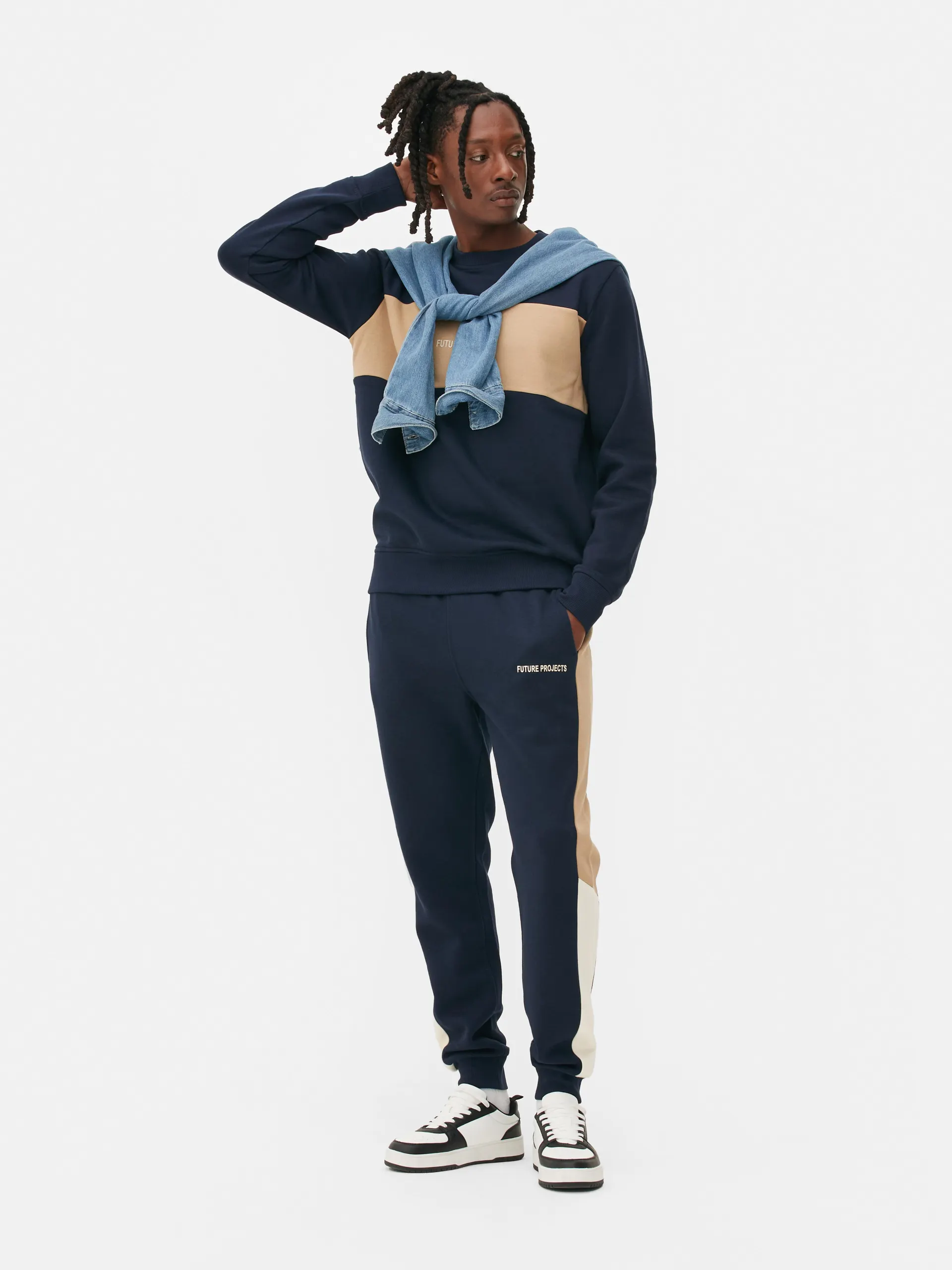 Calças de treino risca lateral