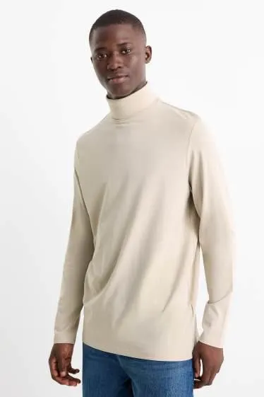 Turtleneck top