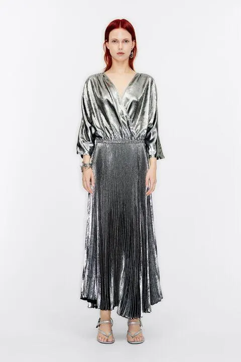 Vestido metalizado prata