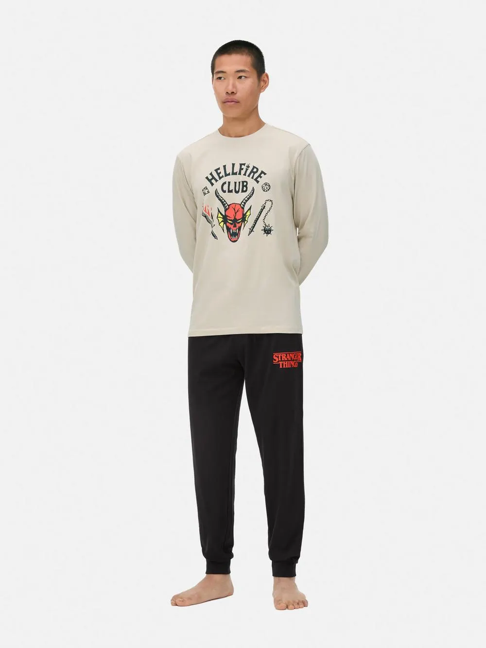 Pijama Stranger Things Hellfire Club