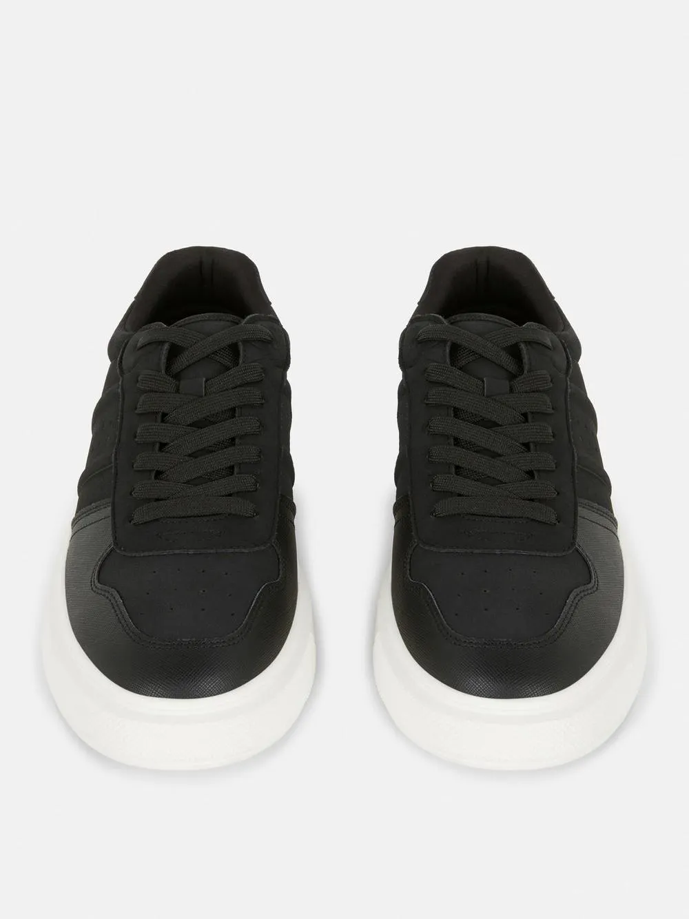 Ténis cano baixo atacadores Kem