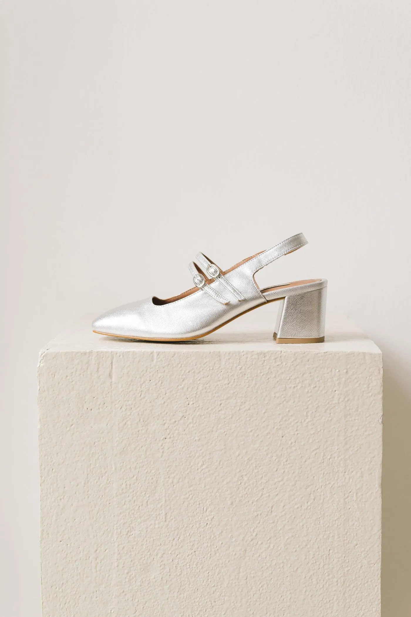 Slingbacks com salto médio em pele Silver