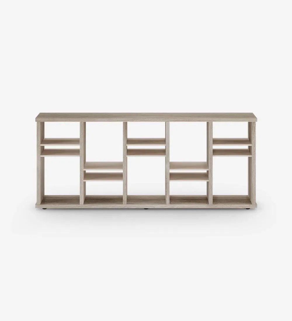 Estante Dallas horizontal em carvalho decapé com ilhargas interiores em pérola, 77,5 x 185 cm.