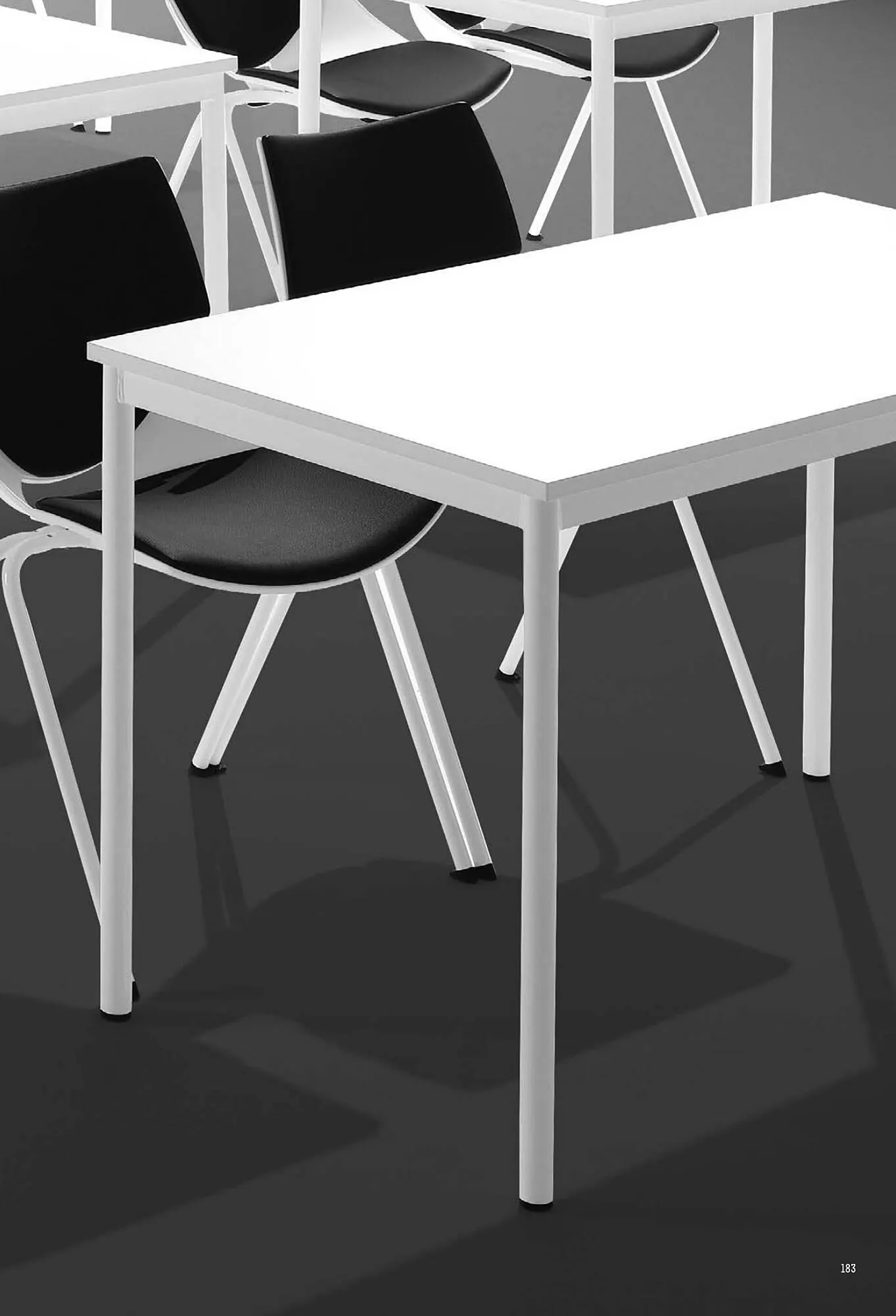 Folheto Folheto Staples de 3 de janeiro até 31 de dezembro 2025 - Pagina 183